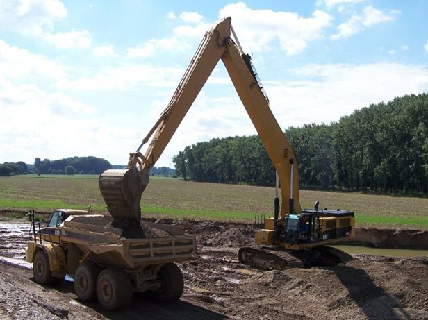 挖掘机加长臂 挖掘机加长臂